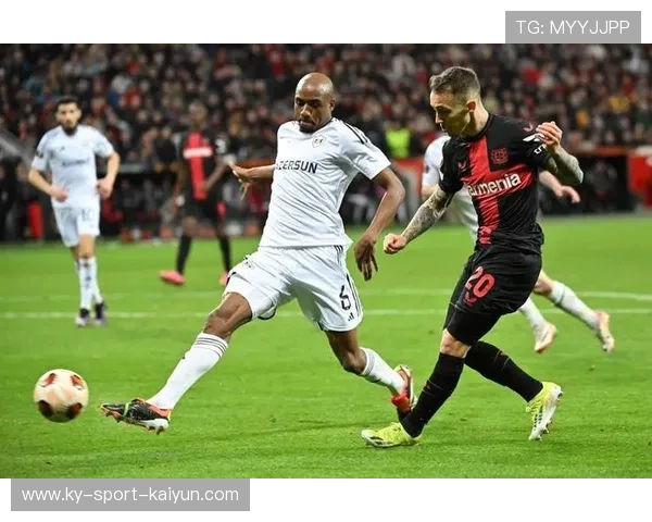 勒沃库森边路轮换新策略:为未来打造无缝衔接的攻击体系 勒沃库森边路轮换新策略:为未来打造无缝衔接的攻击体系